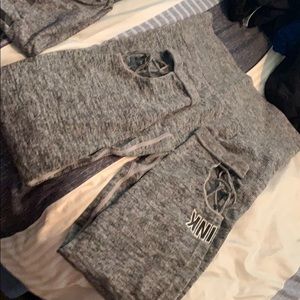 Long grey VS leggings